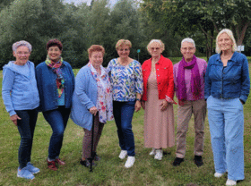 Käthe Alberding, Inge Grießhammer, Petra Ellmann, Carola Müller, Neda Bahrami, Helena Speichert und Dorothe Ahrens